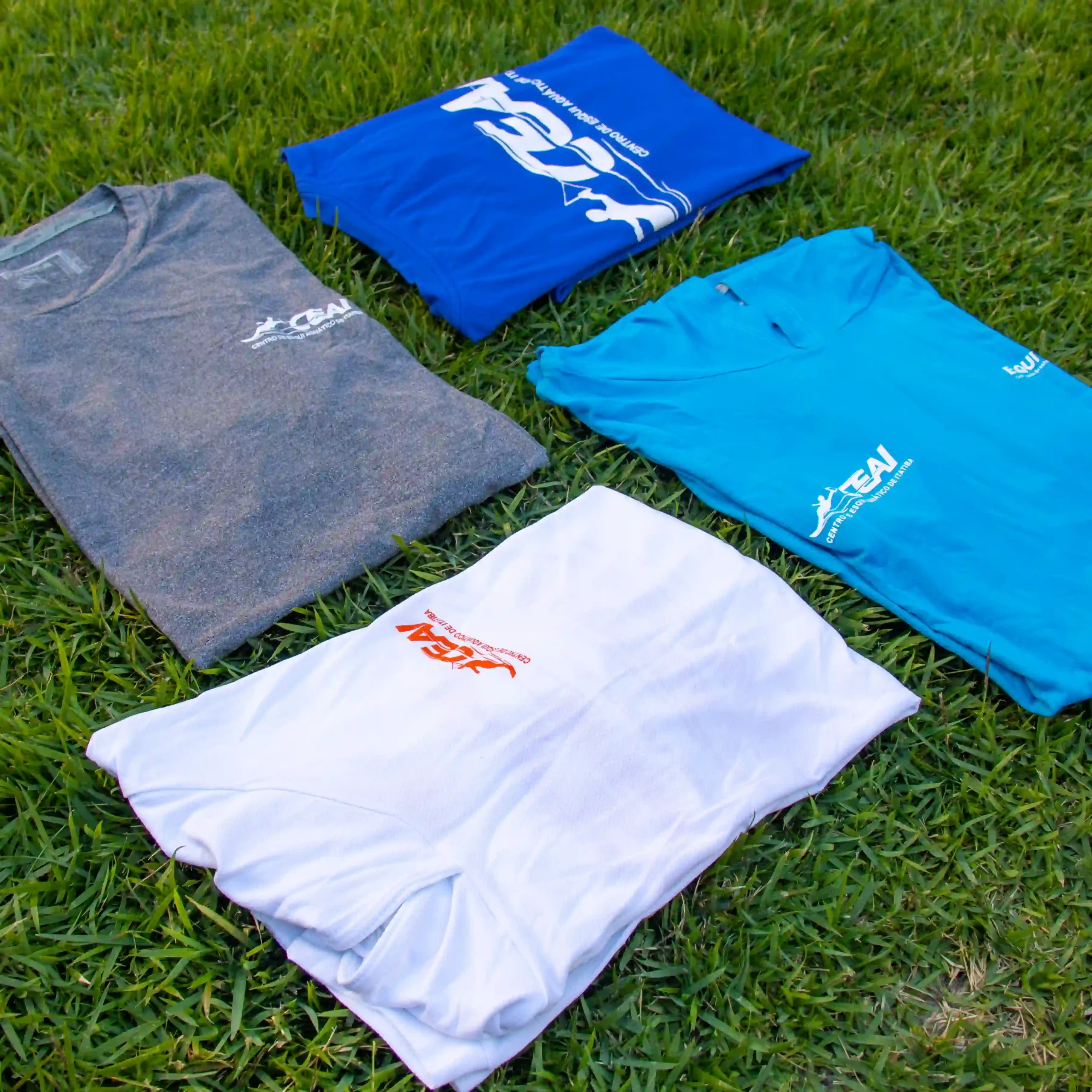 Camisetas exclusivas para lembrar dos seus momentos incríveis aqui no CEAI